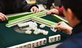 网红打麻将吃瓜图片,吃瓜群众围观笑料百出